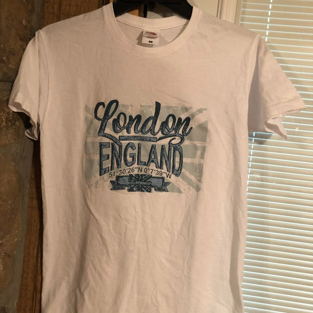 New Women's Fruit of the Loom London England T-Shirt Size S